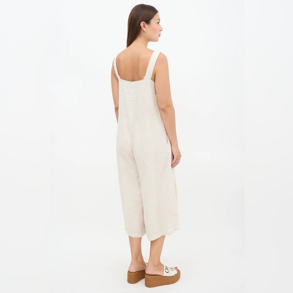 Rachel Comey
Beige Linen Wide Pleated Cropped Jumpsuit 4 - Picture 5 of 7
